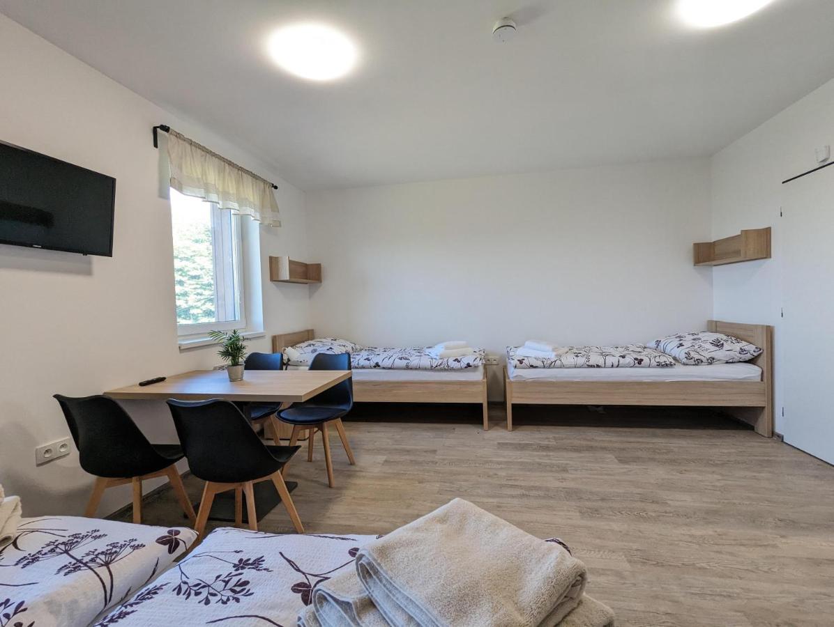 Restaurace A Penzion Gansberg Cotkytle Εξωτερικό φωτογραφία